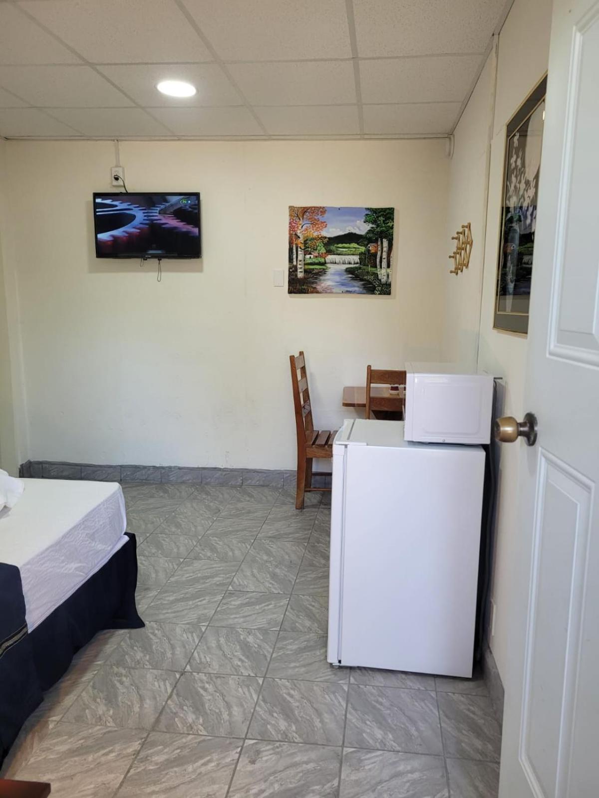 Saint Charles Inn, Belize Central America Punta Gorda Eksteriør bilde