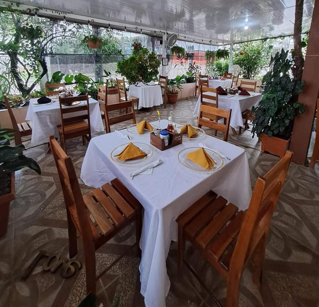 Saint Charles Inn, Belize Central America Punta Gorda Eksteriør bilde